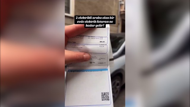 İki elektrikli arabasını evde şarj ediyor! Gelen elektrik faturası şaşırttı