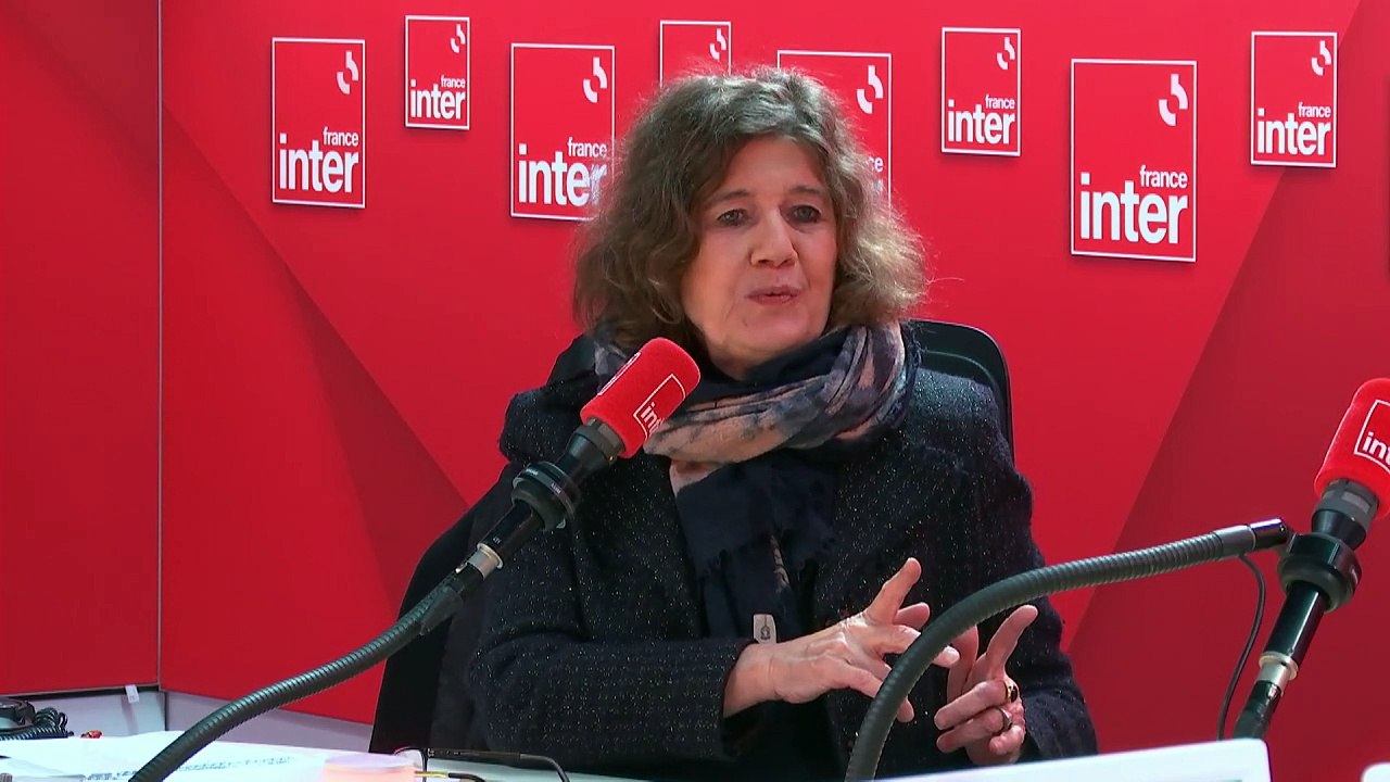 L'interdiction des téléphones portables en prison est "peu réaliste", estime Dominique Simonnot