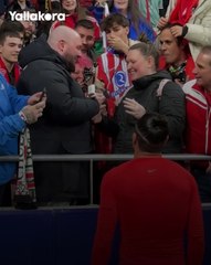 لقطات الأسبوع.. هتافات جمهور مانشستر سيتي لمرموش 🇪🇬.. ومشجع يعرض 50 يورو على حكم! 😅