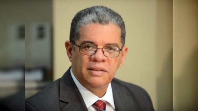 Lamenta ausencia de Carlos Amarante Baret en las citaciones