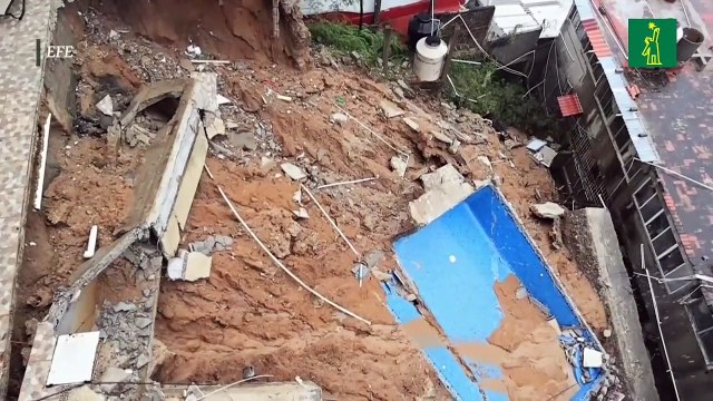 El paso del huracán John por Acapulco deja severas inundaciones, deslaves y carreteras destruidas