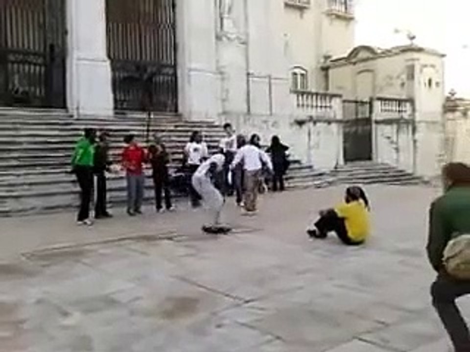 Capoeira   2015 01 24 Lisbon RBu6KNquRPk 540p [...