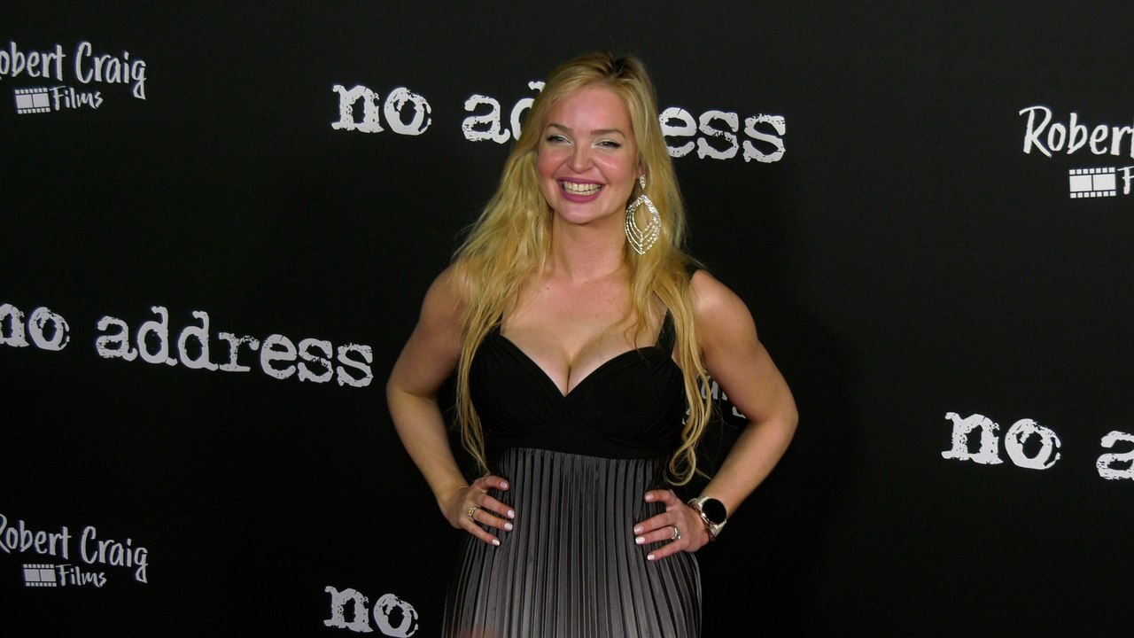 Grace Field attends the "No Address" red carpet premiere in Los Angeles