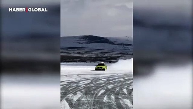 5 yaşındaki Zayn Sofuoğlu donmuş gölün üzerinde drift attı
