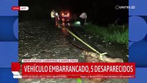 Dos heridos y cinco desaparecidos deja la caída de una vagoneta en un río en la ruta Cochabamba – Santa Cruz