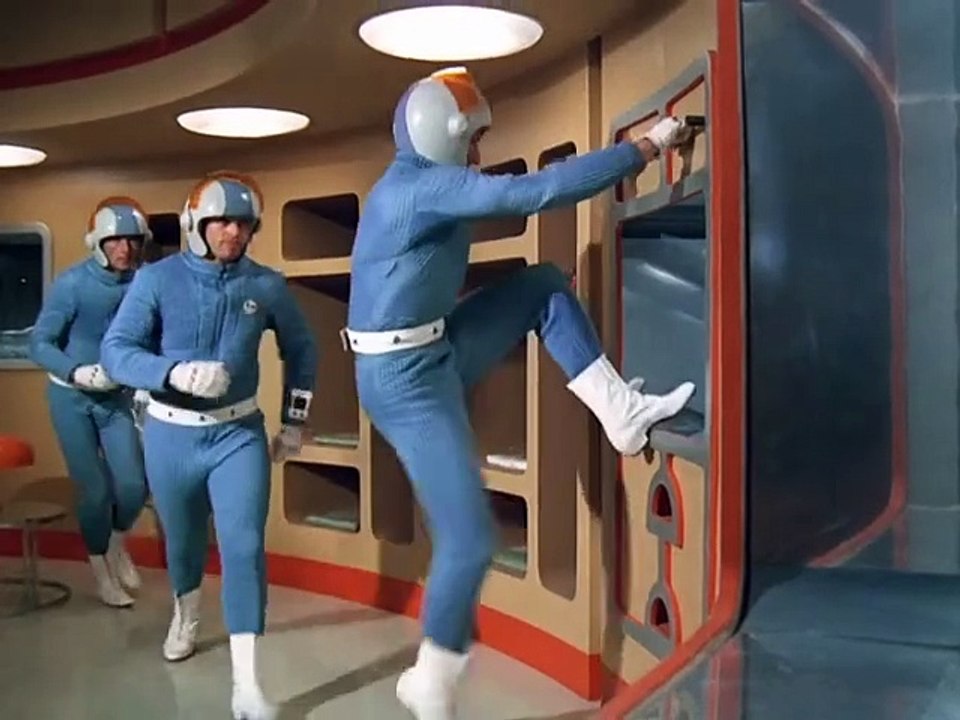 UFO E11 - Ein moerderischer Plan OmU