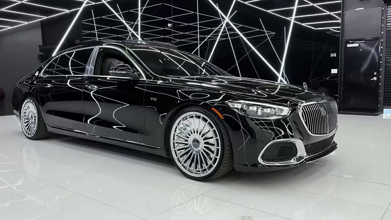 2025 Mercedes Maybach S680 - Incredible Luxury King Sedan