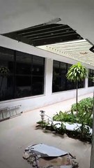 Parte de teto de corredor da Câmara dos Vereadores de Fortaleza cai
