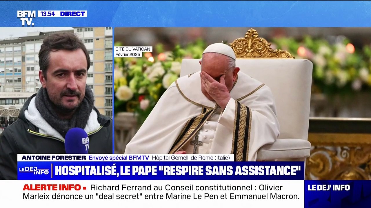 Le pape François, hospitalisé pour une pneumonie, respire sans assistance