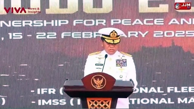 Ukraina Diasingkan, Kapal Perang AS dan Rusia di Laut Bali