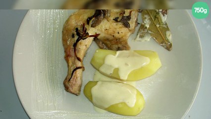 Poulet léger sauce crémeuse aux oignons et champignons