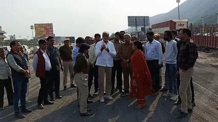 सांसद ने किया सिक्सलेन सड़क निर्माण का निरीक्षण