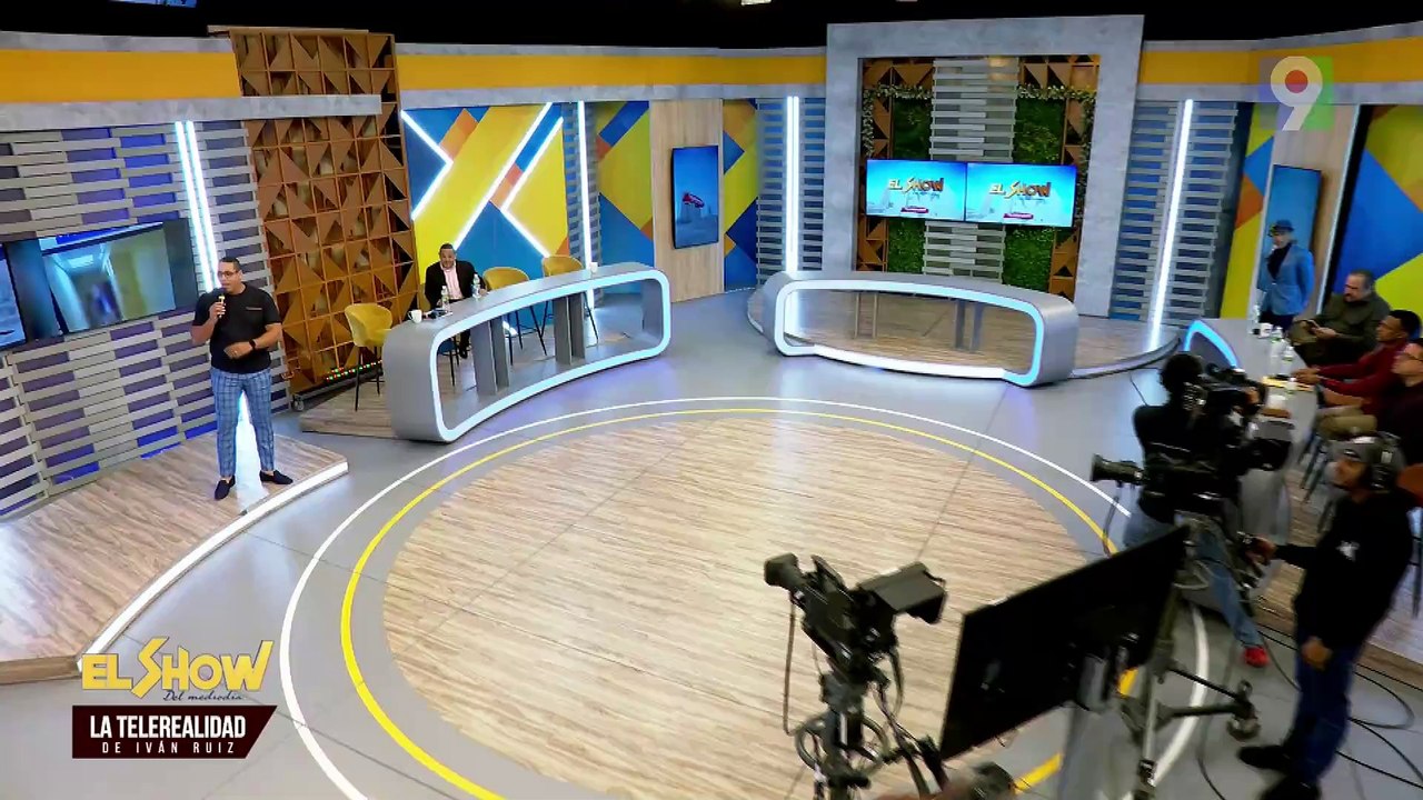 Debate: ¿Deberían expulsar estudiantes de la UASD encontrados en los baños? | ESM