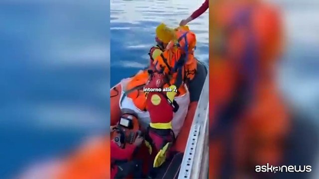 Soccorsi 52 migranti nel SAR maltese su un gommone alla deriva