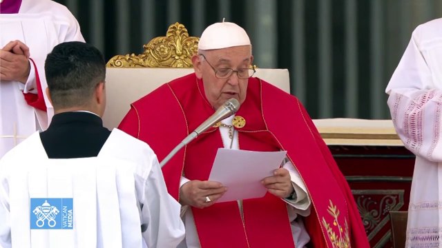 El Papa presenta una ligera mejoría, según el Vaticano