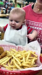 you can take anything except my food #funnybaby #daddy #kidstiktok #kidseating #adorable