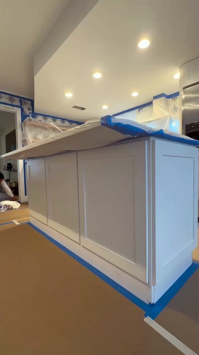 Expert Cabinet Painting in Fort Lauderdale - John 'The Greek' Painting