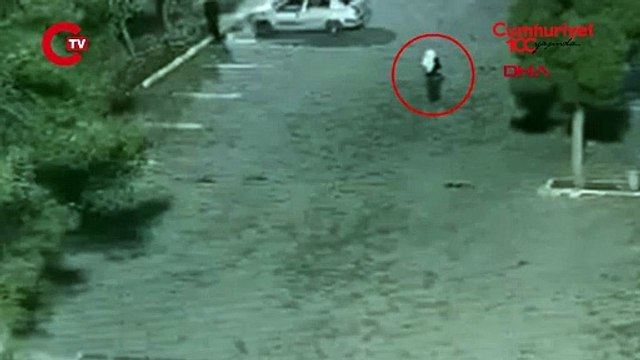 Kadın kıyafeti giyerek hırsızlık yaptı: 'Bukalemun' lakaplı şüpheli, suçüstü yakalandı