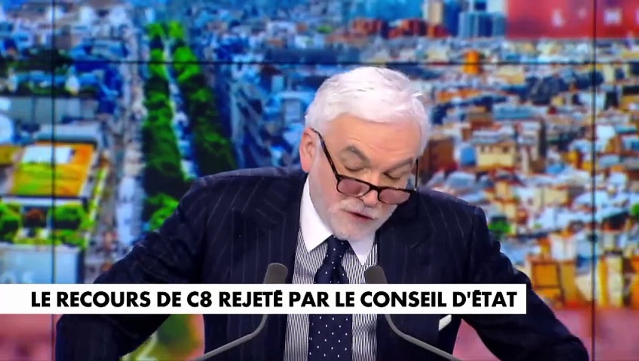 Édito Pascal Praud - Fermeture de C8 : «Au pays de Voltaire, la France a éteint les lumières»