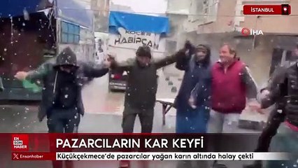 Küçükçekmece’de pazarcılar yağan karın altında halay çekti