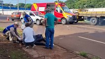 Mulher fica ferida em acidente de trânsito na Rua Jacarezinho