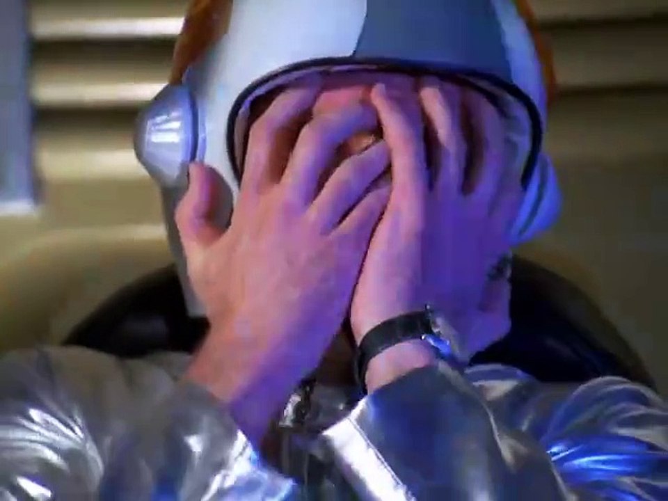 UFO E16 - Toeten Sie Straker