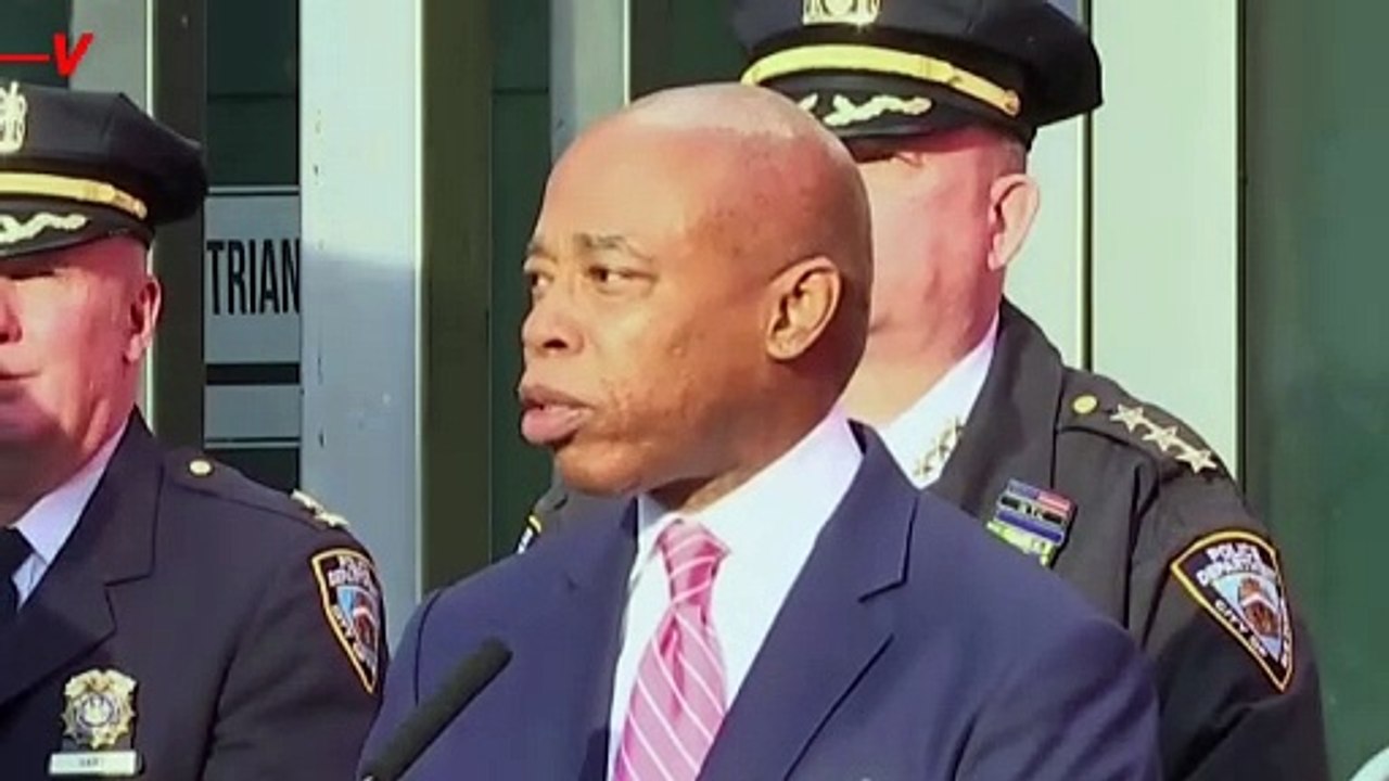 Here’s How NY Gov. Hochul Could Oust NYC Mayor Eric Adams After His Corruption Charges