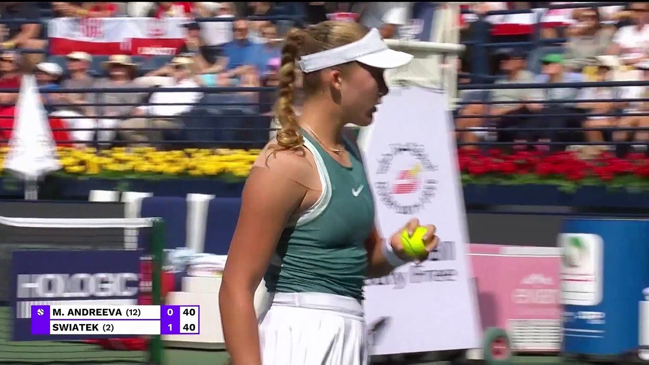 Swiatek stunned by 17-year-old Andreeva in Dubai