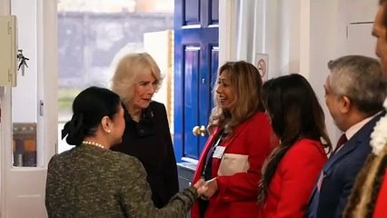 Queen opens healing garden for domestic abuse survivors