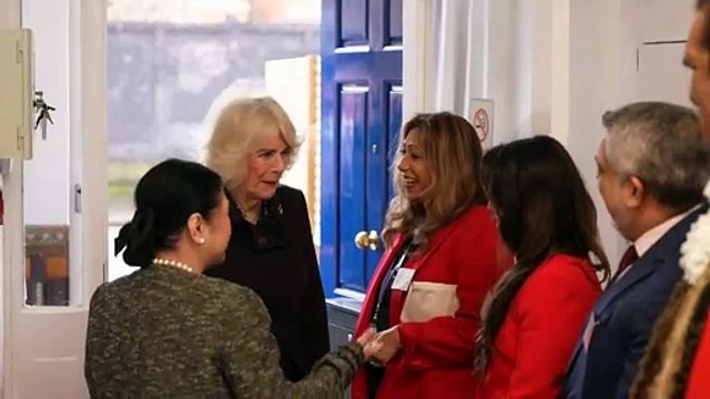 Queen opens healing garden for domestic abuse survivors