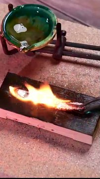 Créations brillantes : Des bijoux faits à la main que vous aimerez porter !