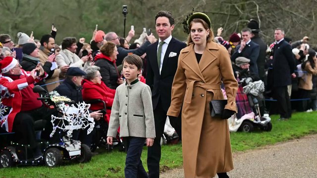 GALA VIDEO - Beatrice d’York : son beau-fils Wolfie s’éclate en Floride avec sa maman
