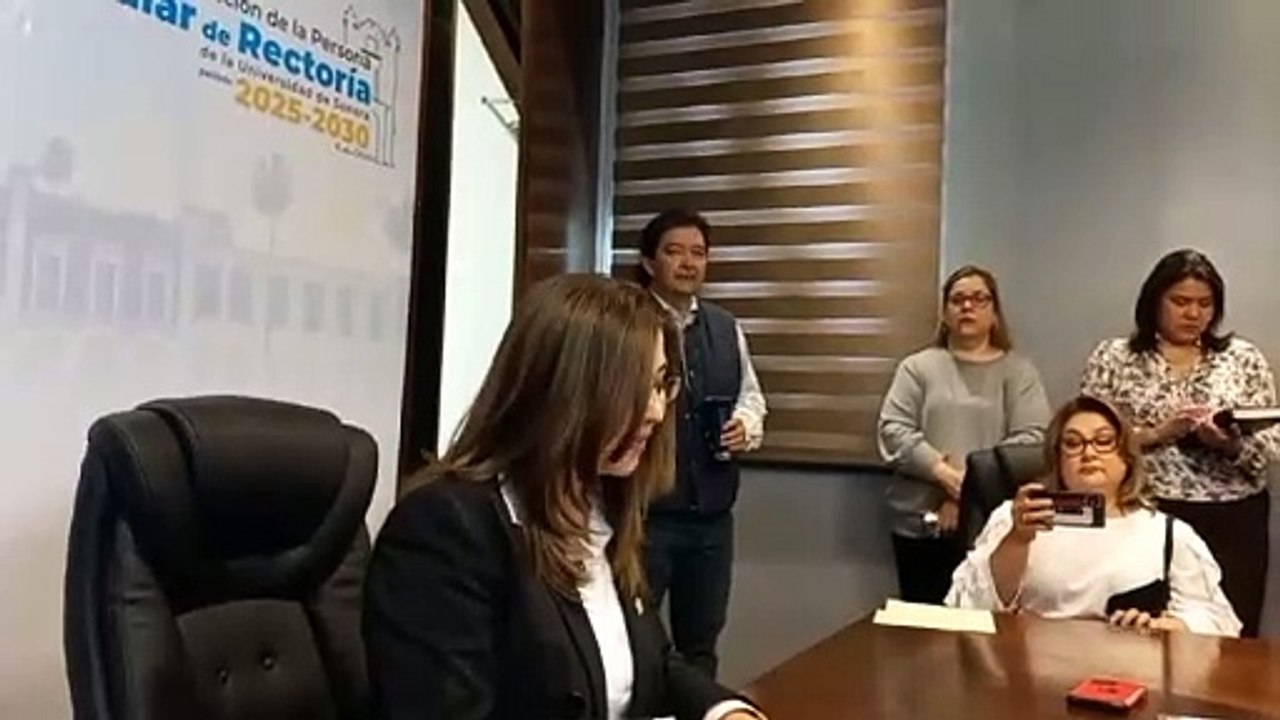 Dena María Jesús Camarena Gómez, aspirante al proceso de elección para titular de rectoría de la Universidad de Sonora.