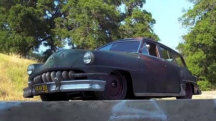 Rusting 1950s DeSoto Wagon Boasts Unbelievable Interior