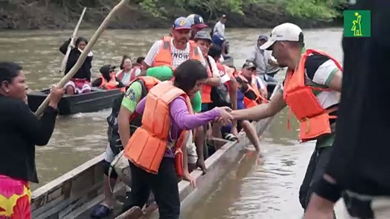 Migrantes deportados por EEUU esperan su repatriación en refugio en selva de Panamá