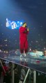 Drake gifts pregnant woman VIP seats and $30,000 at his Sydney concert