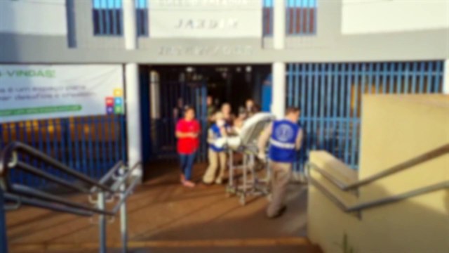 Professora sofre queda e fica ferida em colégio de Cascavel
