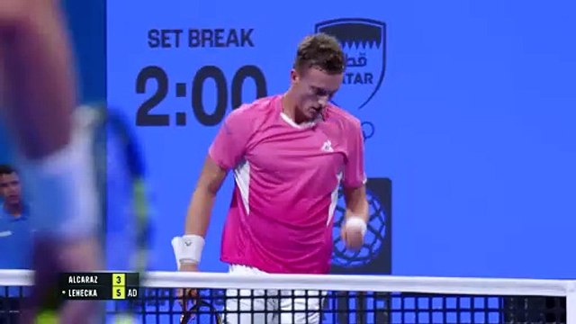 Alcaraz suffers surprise exit in Doha