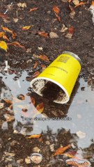 Así luce el parque de La Esperanza a causa de tianguistas que dejan basura, aseguran vecinos.