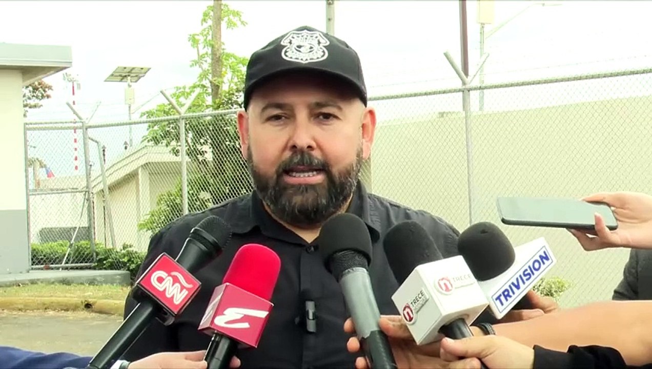 Costa Rica recibe migrantes deportados de Estados Unidos