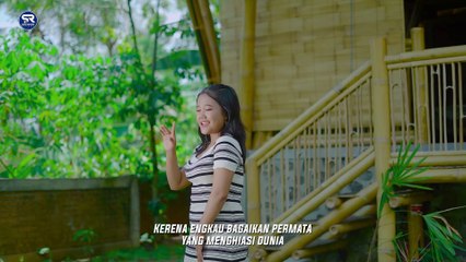 Ina Permatasari_Cinta Seluas Angkasa [Official Music Video]