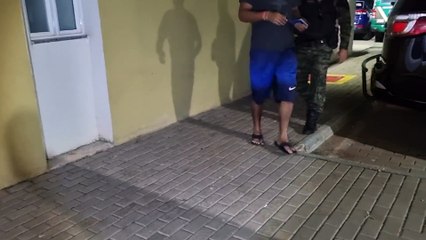 Crise familiar: Mulher tem surto e marido chama polícia para proteger filhos
