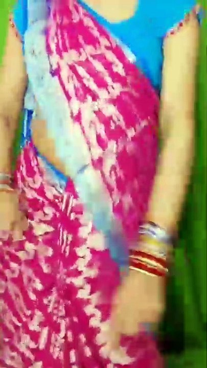 Jalti Jawani Crossdresser: Dance Moves in a Beautiful Saree