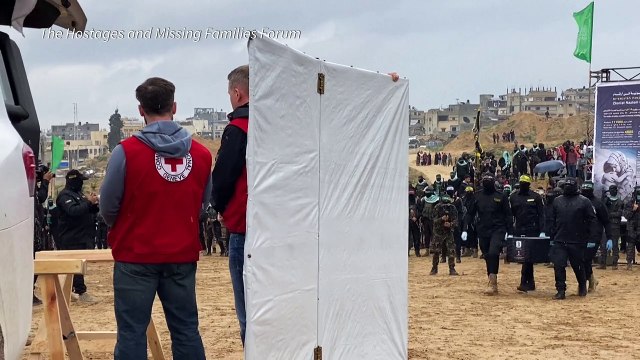 Israel acusa Hamas de assassinar irmãos Bibas e não devolver corpo da mãe