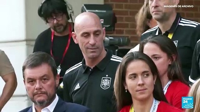 Luis Rubiales es condenado a pagar 10.800 euros a la futbolista Jenni Hermoso