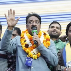 Vastu Tips : तुमच्या 'या' 3 सवयी तुम्हाला हळुहळू गरीब बनवतात; वाचा वास्तूशास्त्रात नेमकं काय म्हटलंय...