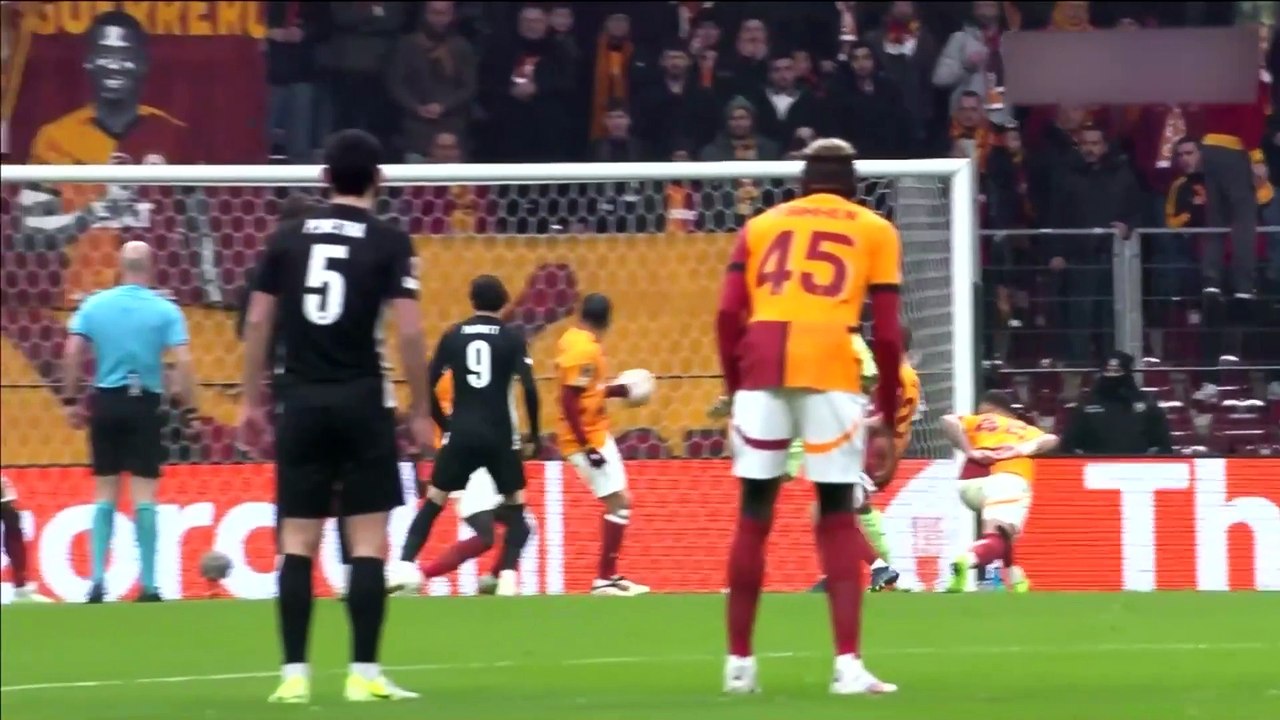 กาลาตาซาราย 2-2 อัลค์ม่าร์