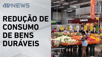 Intenção de consumo das famílias cai 0,2% de janeiro para fevereiro