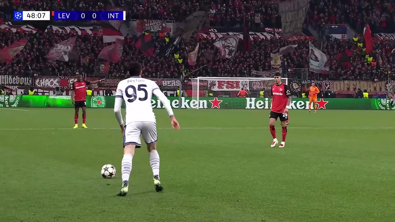 Bastoni vs Bayer