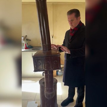 Sarıgül evine gelen elektrik faturasına isyan edip sobayı tokatladı!